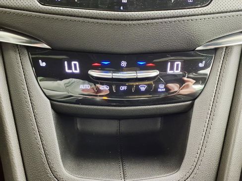 Certified 2021 Cadillac XT5 Premium Luxury image 20