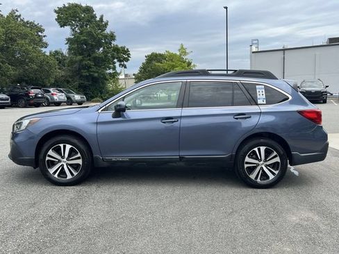 Used 2018 Subaru Outback 2.5i Limited AWD/4WD image 10