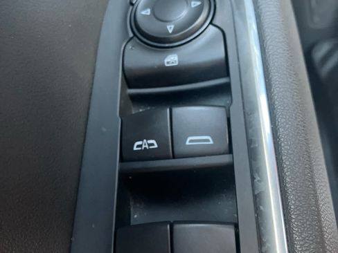 Used 2026 Chevrolet Silverado 1500 LT AWD/4WD image 14