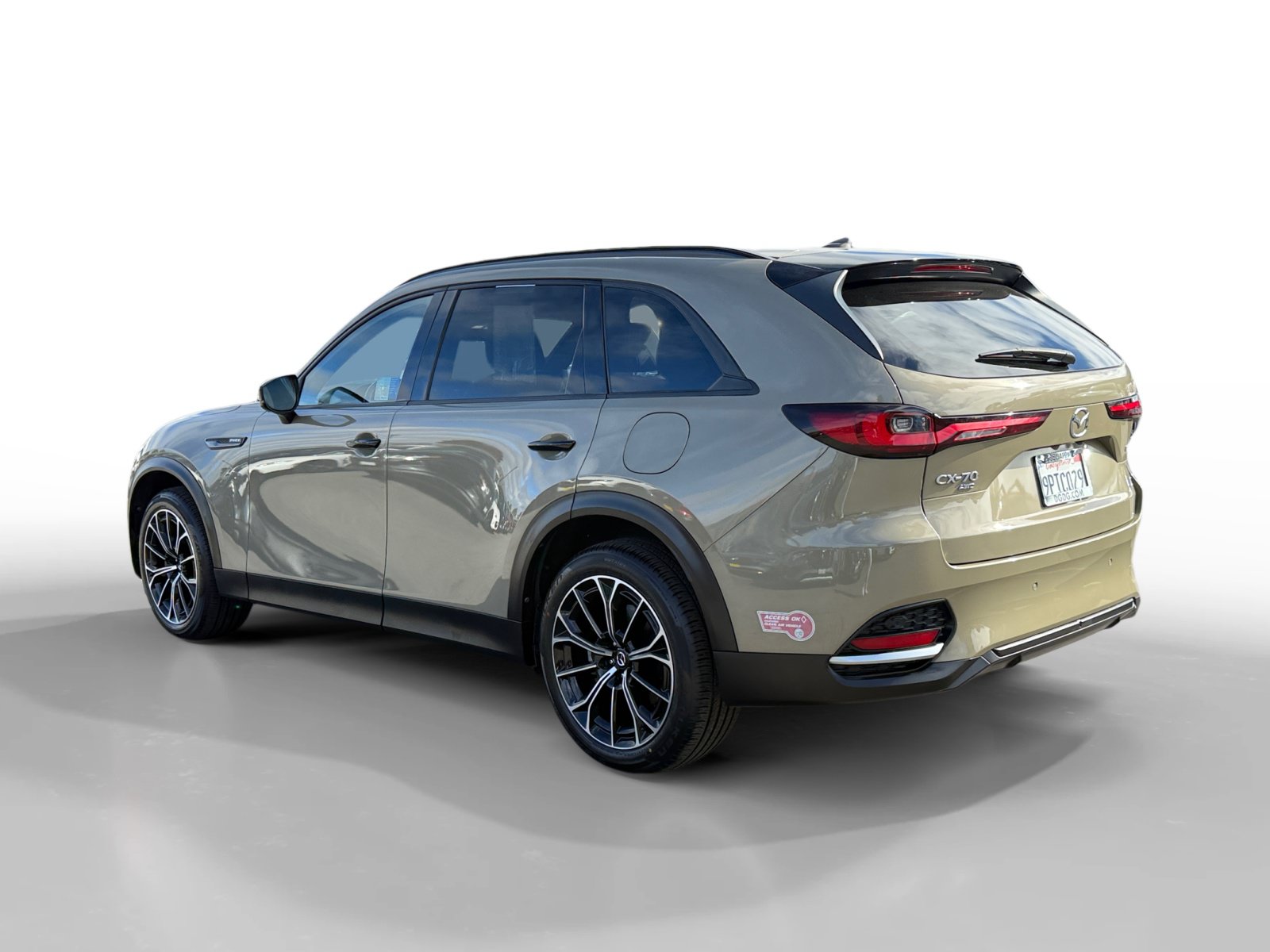 Certified 2025 MAZDA CX-70 Plug-In Hybrid w/ Premium Plus AWD/4WD image 3