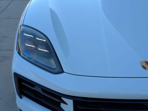 New 2026 Porsche Cayenne S image 12