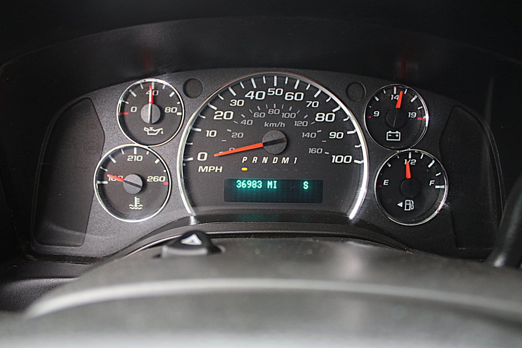 Used 2020 Chevrolet Express 3500 LS RWD image 21
