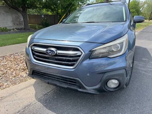 Used 2018 Subaru Outback 2.5i Limited image 5