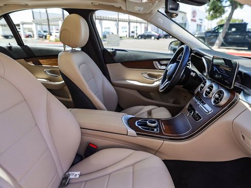 Used 2021 Mercedes-Benz C 300 Sedan image 17