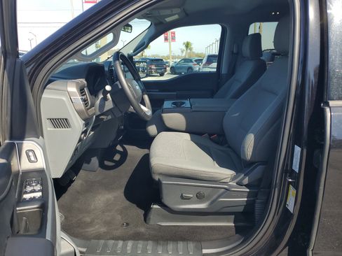 Used 2025 Ford F150 XLT w/ Equipment Group 301A Standard image 12