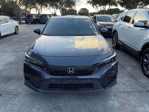 Used 2022 Honda Civic LX image 3