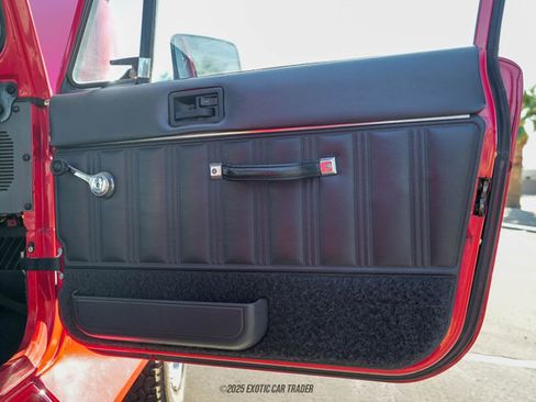 Used 1991 Jeep Wrangler Renegade AWD/4WD image 58