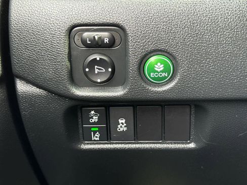 Certified 2022 Honda Pilot Sport image 23