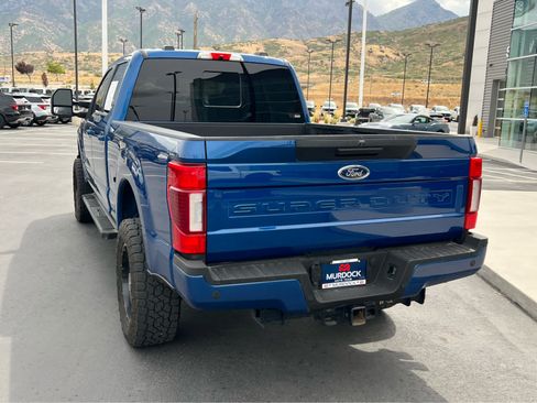 Certified 2022 Ford F350 Lariat w/ Black Appearance Package AWD/4WD image 10