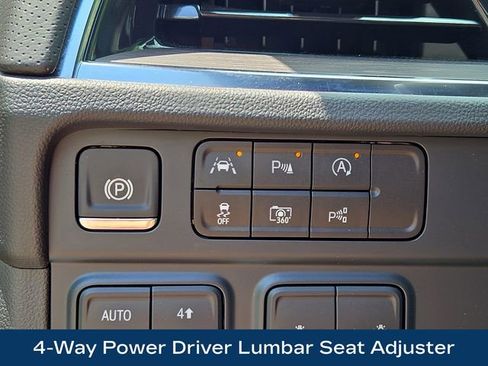 Used 2025 Chevrolet Tahoe Premier AWD/4WD image 11