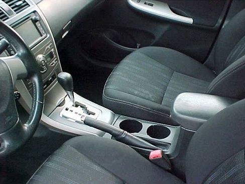 Used 2013 Toyota Corolla S w/ Premium Pkg FWD image 17