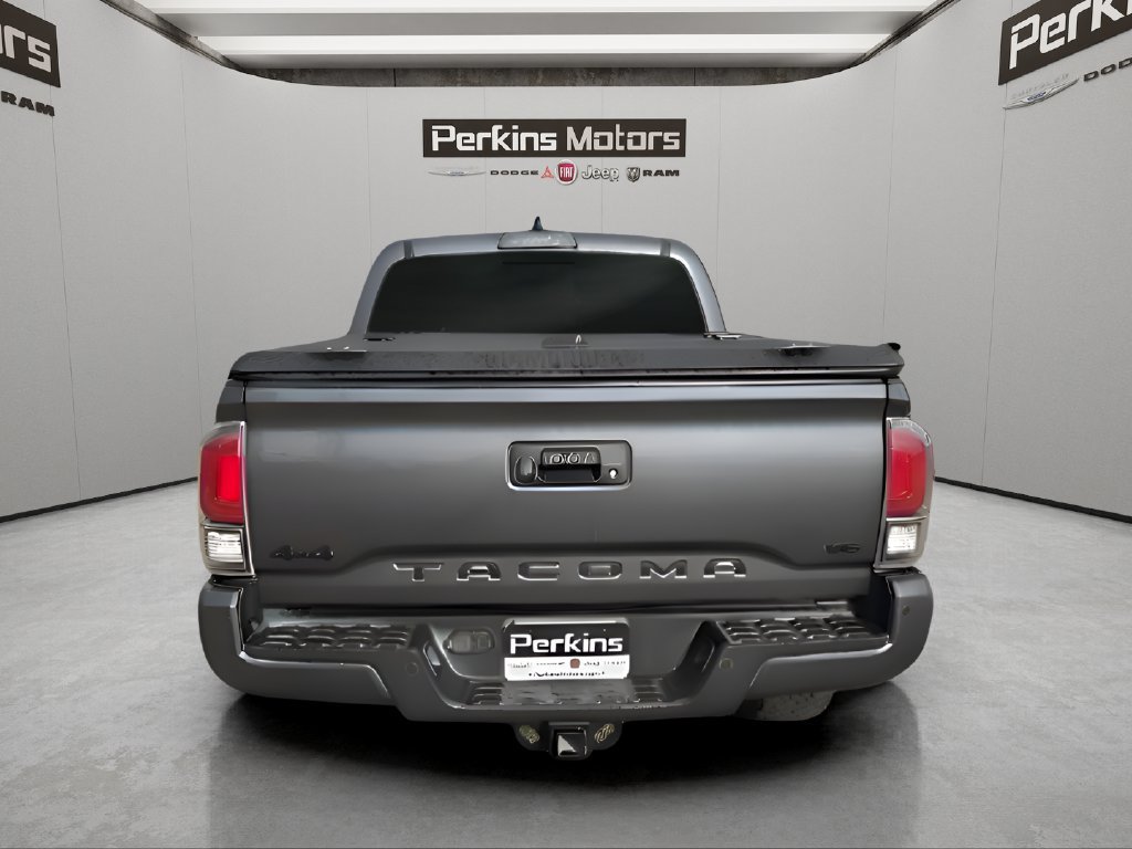 Used 2021 Toyota Tacoma Limited w/ Nightshade Package AWD/4WD image 12