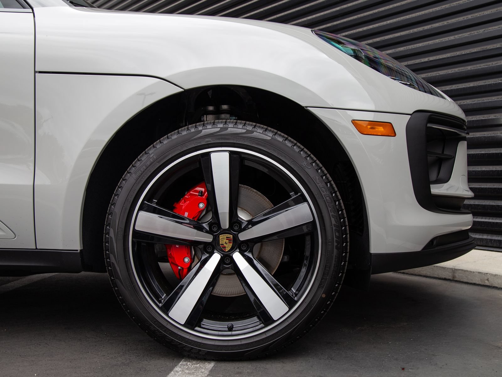 Used 2026 Porsche Macan S AWD/4WD image 11