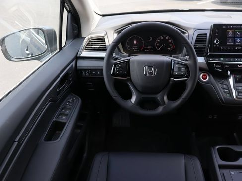 Used 2026 Honda Odyssey EX-L image 19