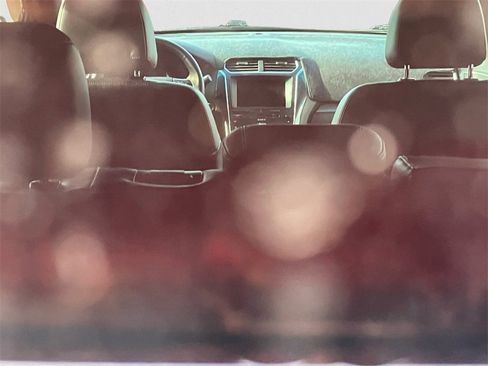 Used 2016 Ford Explorer Sport w/ Equipment Group 401A image 7