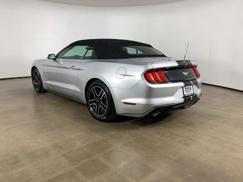 Used 2018 Ford Mustang Premium image 14