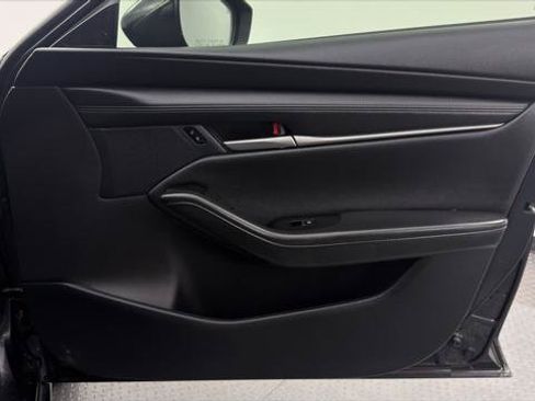 Used 2024 MAZDA MAZDA3 s FWD image 22