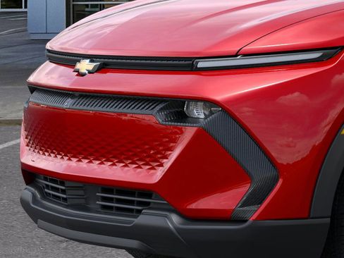 New 2026 Chevrolet Equinox EV LT image 14