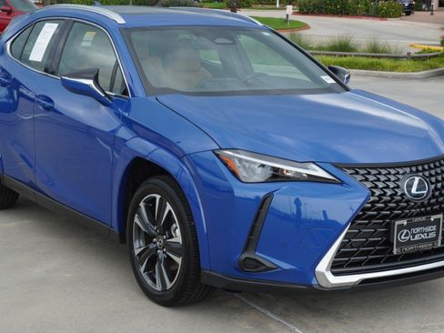 Certified 2025 Lexus UX 300h FWD w/ Accessory Package (Z1) image 3