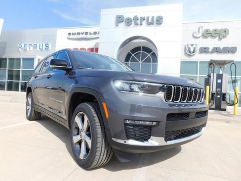 New 2025 Jeep Grand Cherokee L Limited w/ Luxury Tech Group II image 2