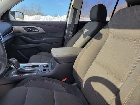 Used 2020 Chevrolet Traverse LT w/ LPO, Midnight Edition image 22