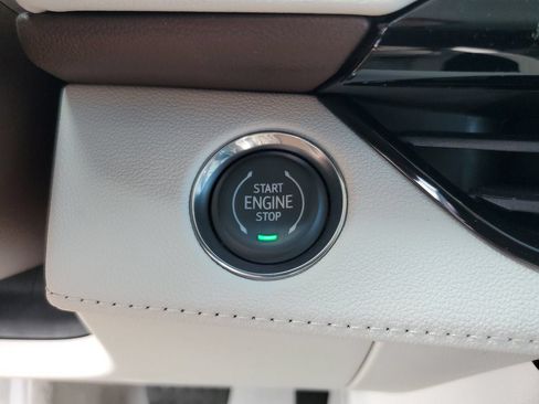 New 2026 Buick Enclave Avenir w/ Super Cruise Package FWD image 25