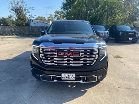 New 2026 GMC Sierra 1500 Denali w/ Denali Reserve Package image 9
