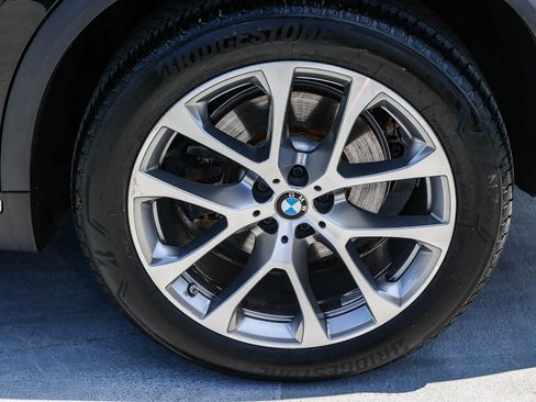 Used 2023 BMW X5 xDrive40i AWD/4WD image 8