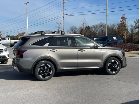 New 2026 Kia Sorento EX w/ EX Premium Package AWD/4WD image 8