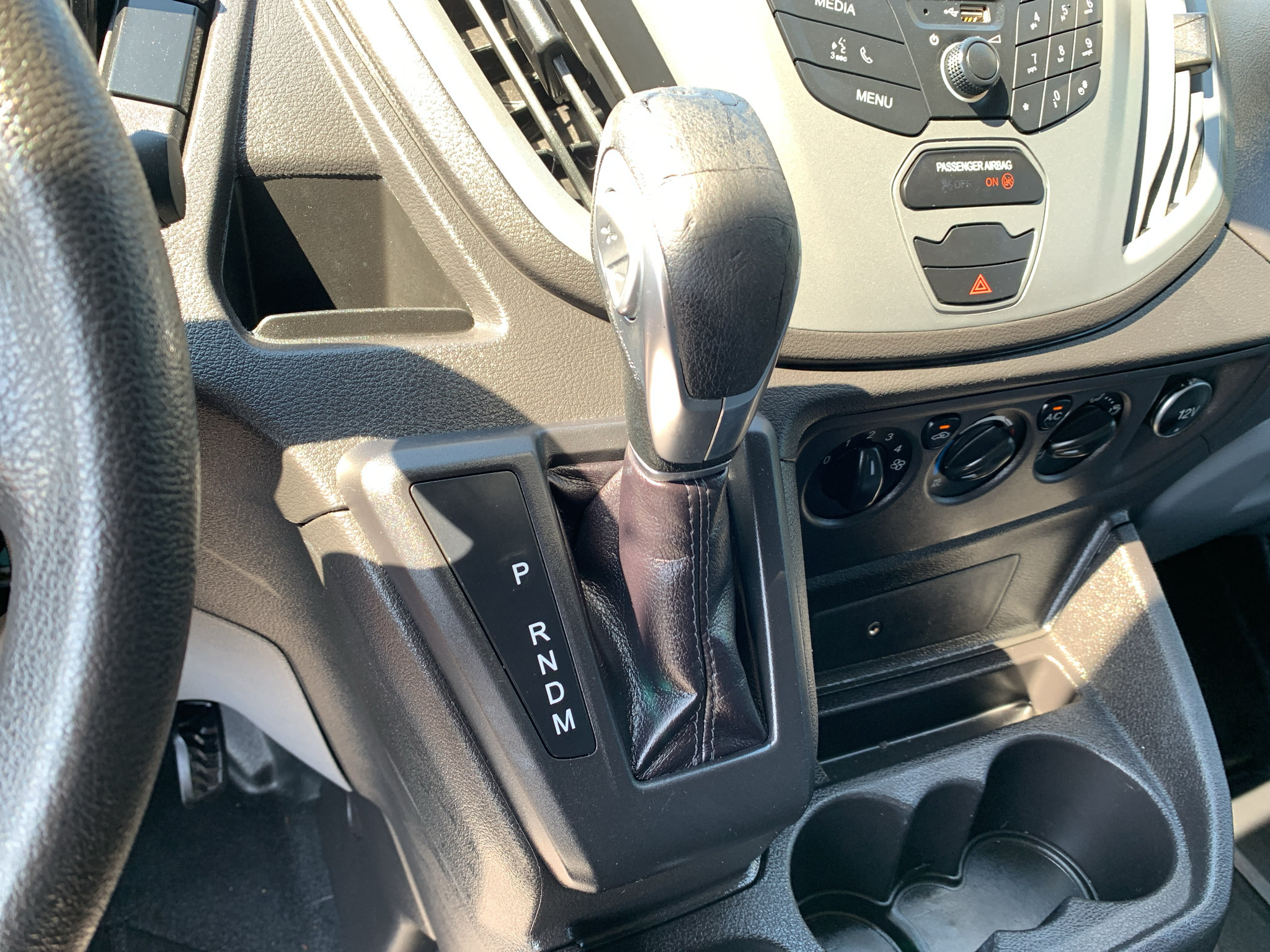Used 2018 Ford Transit 150 130 Low Roof RWD image 23