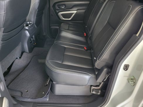 Used 2017 Nissan Titan PRO-4X w/ Pro-4x Convenience Package image 11