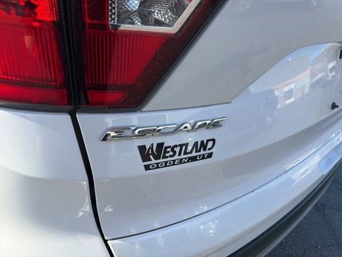 Used 2019 Ford Escape SEL image 24