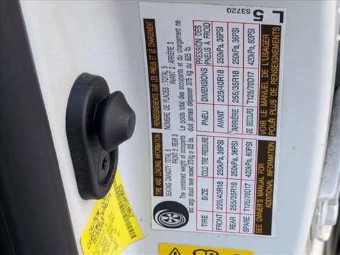 Used 2017 Lexus IS 200t image 21