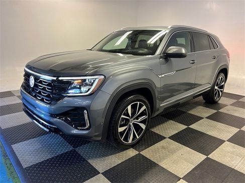 Certified 2025 Volkswagen Atlas Cross Sport SEL Premium R-Line image 3