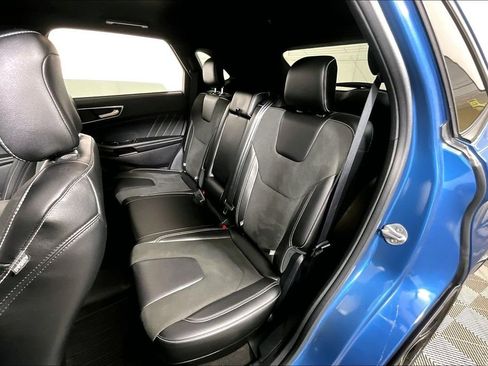 Used 2020 Ford Edge ST image 25