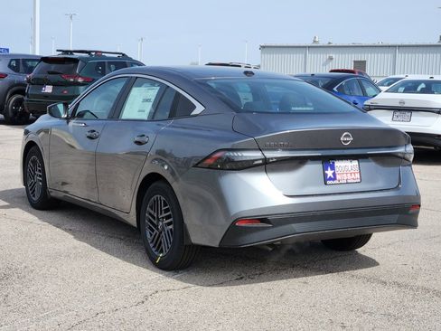 New 2026 Nissan Sentra SV image 4