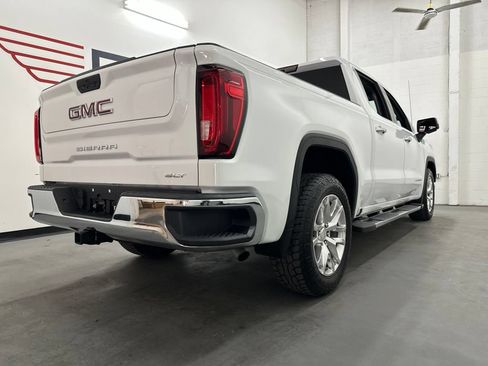 Used 2021 GMC Sierra 1500 SLT w/ SLT Premium Package RWD image 9