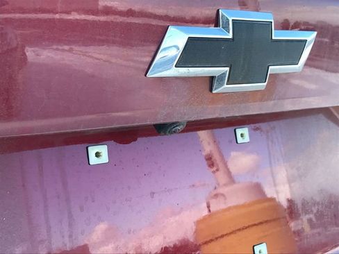 Certified 2025 Chevrolet Trax LT w/ Sunroof Package image 4