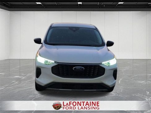 Used 2024 Ford Escape Active w/ Cold Weather Package image 8