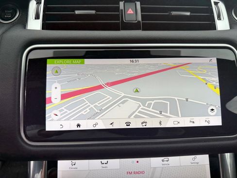 Used 2022 Land Rover Range Rover Sport HSE Silver Edition AWD/4WD image 12