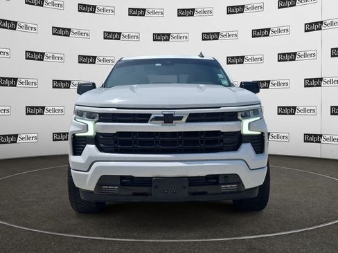 Used 2022 Chevrolet Silverado 1500 RST w/ Convenience Package II AWD/4WD image 8