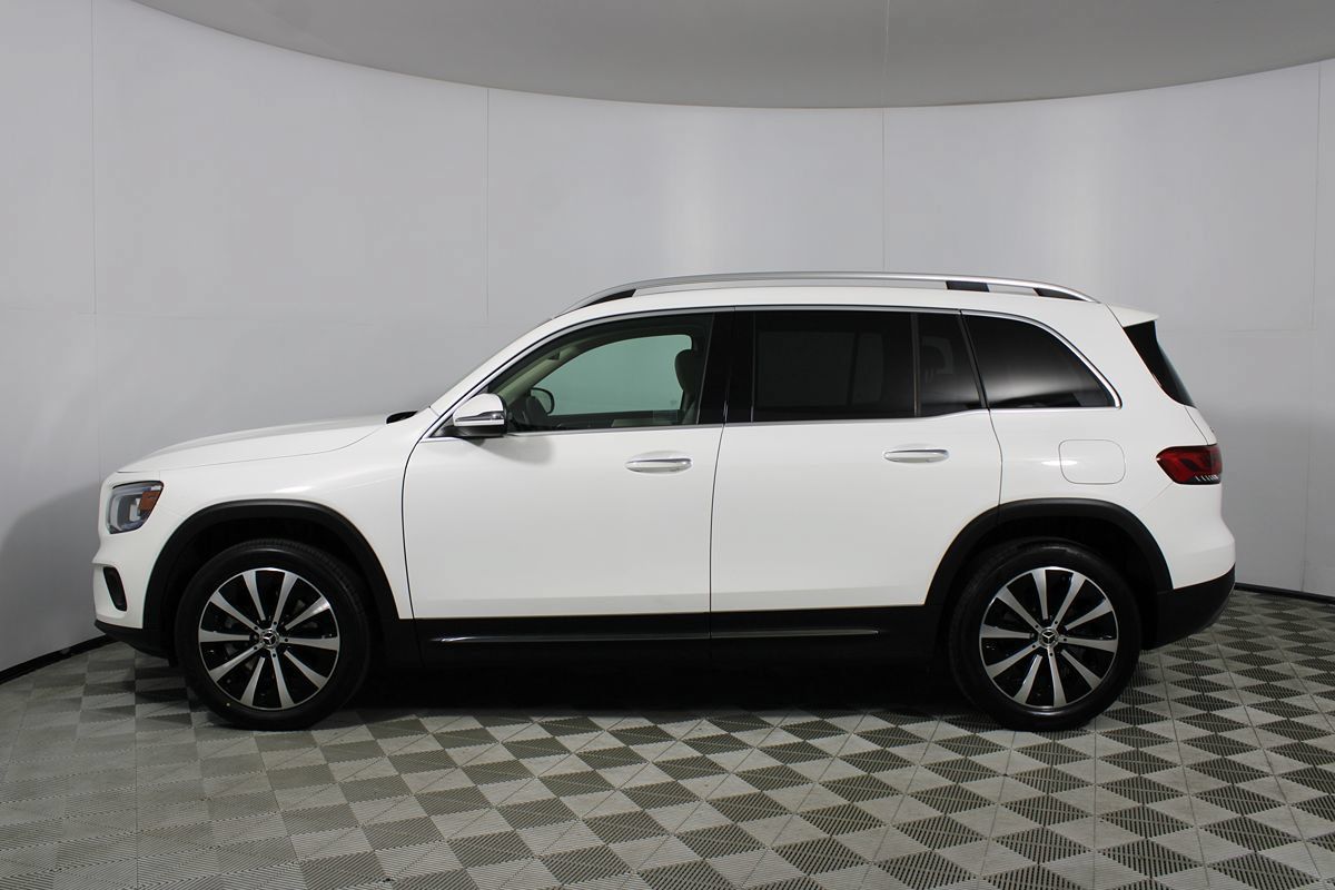 Used 2023 Mercedes-Benz GLB 250 image 44