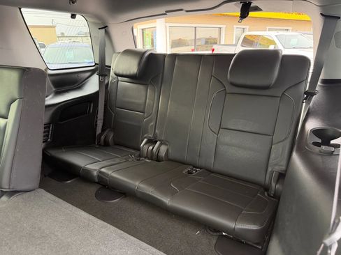 Used 2018 Chevrolet Tahoe Premier RWD image 8