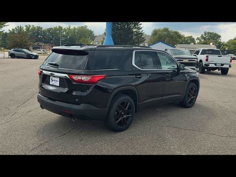 Used 2020 Chevrolet Traverse LT FWD image 36
