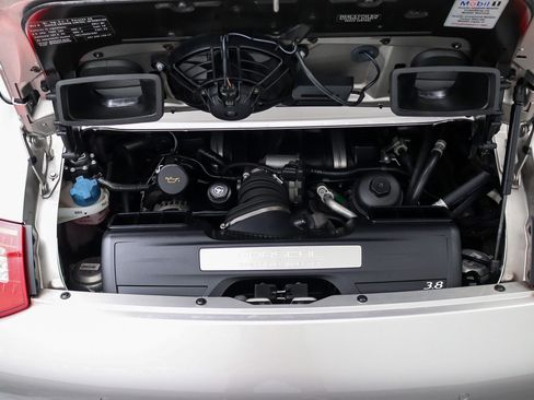 Used 2011 Porsche 911 Carrera S RWD image 38