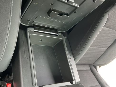 Used 2023 Chevrolet Silverado 1500 LT image 27