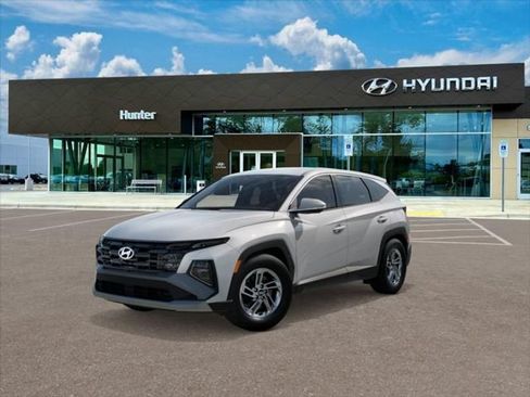 Used 2026 Hyundai Tucson SE AWD/4WD image 1
