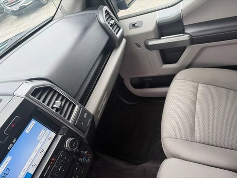 Used 2016 Ford F150 XLT w/ Equipment Group 302A Luxury AWD/4WD image 14