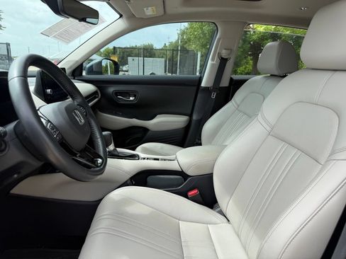 Used 2023 Honda HR-V EX-L image 9
