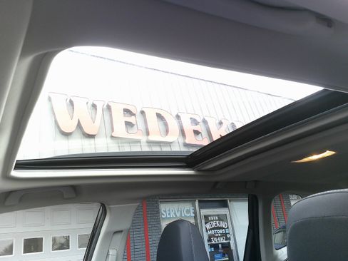 Used 2021 Subaru Forester Premium image 15